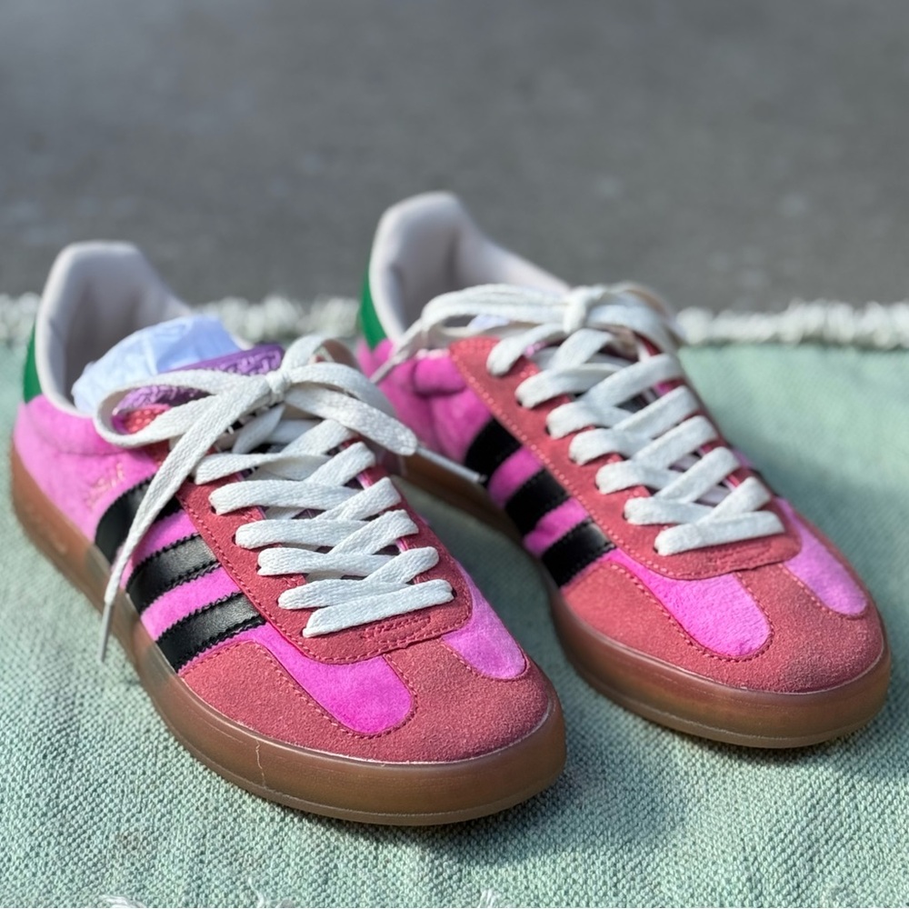 Adidas Women’s Gazelle 'Pink Velvet' - Picture 2 of 16